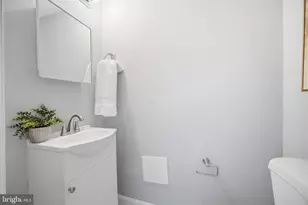 2010 E Lafayette Ave, Baltimore, MD 21213 - Photo 21