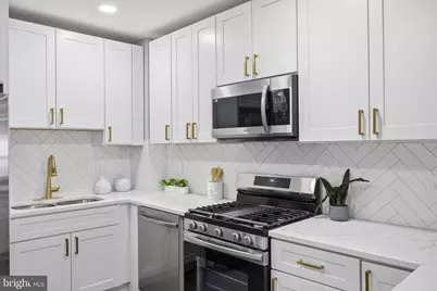 2010 E Lafayette Avenue, Baltimore, MD 21213 - Photo 13