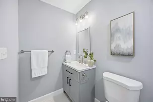 2010 E Lafayette Ave, Baltimore, MD 21213 - Photo 27