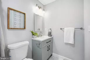 2010 E Lafayette Ave, Baltimore, MD 21213 - Photo 15