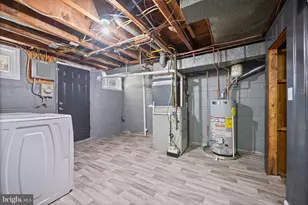 4927 Sinclair Ln, Baltimore, MD 21206 - Photo 15