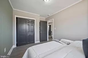 4927 Sinclair Ln, Baltimore, MD 21206 - Photo 25