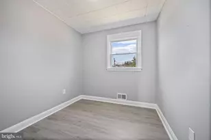 4927 Sinclair Ln, Baltimore, MD 21206 - Photo 23