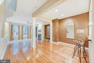 15 Yogurt Ln, Baltimore, MD 21231 - Photo 21