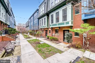 15 Yogurt Ln, Baltimore, MD 21231 - Photo 3