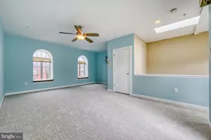 15 Yogurt Ln, Baltimore, MD 21231 - Photo 17