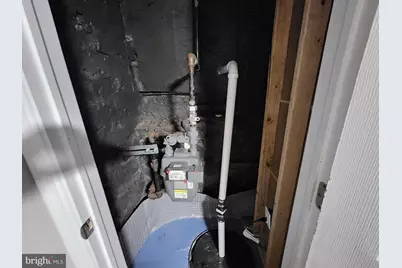 2416 W Franklin Street, Baltimore, MD 21223 - Photo 31