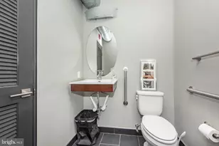 338 E 25th St, Baltimore, MD 21218 - Photo 7