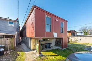 338 E 25th St, Baltimore, MD 21218 - Photo 31