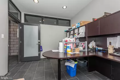 338 E 25th Street, Baltimore, MD 21218 - Photo 9