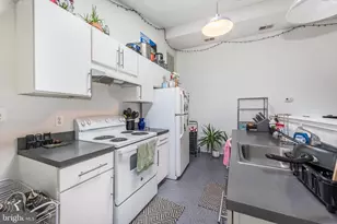 338 E 25th St, Baltimore, MD 21218 - Photo 23