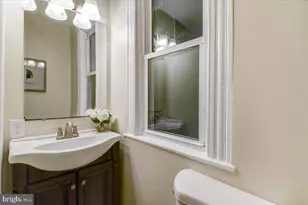 6 S Highland Ave, Baltimore, MD 21224 - Photo 25