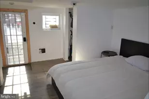 1226 W Cross St, Baltimore, MD 21230 - Photo 13