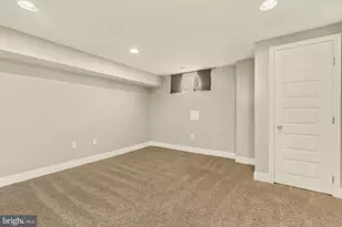 3105 E Baltimore St, Baltimore, MD 21224 - Photo 31