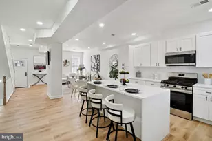 3004 Oakley Ave, Baltimore, MD 21215 - Photo 1