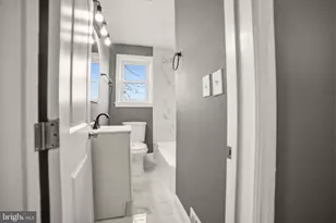 4434 Manorview Rd, Baltimore, MD 21229 - Photo 11