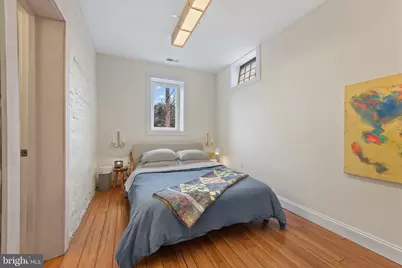 204 S Castle Street, Baltimore, MD 21231 - Photo 25