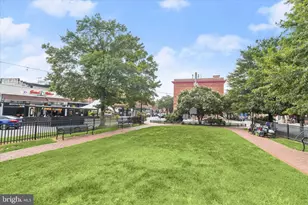 1015 S Kenwood Ave, Baltimore, MD 21224 - Photo 45