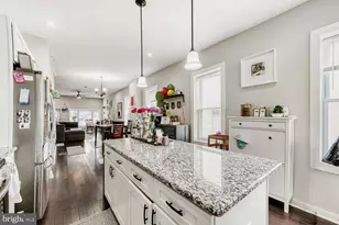 2609 E Fairmount Ave, Baltimore, MD 21224 - Photo 11