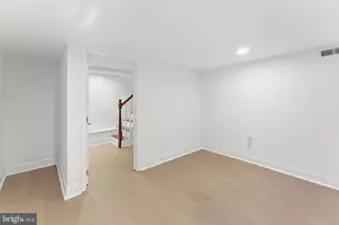 15 S Tremont Rd, Baltimore, MD 21229 - Photo 27