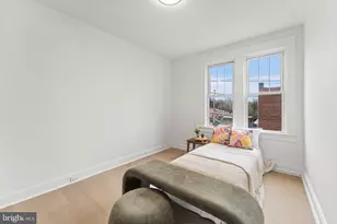 15 S Tremont Rd, Baltimore, MD 21229 - Photo 11