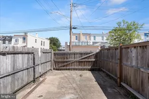 858 W 32nd St, Baltimore, MD 21211 - Photo 33