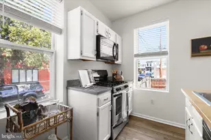 858 W 32nd St, Baltimore, MD 21211 - Photo 17