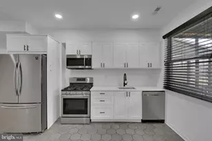 613 W 33rd St, Baltimore, MD 21211 - Photo 11