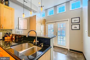 542 E Clement Street E, Baltimore, MD 21230 - Photo 15