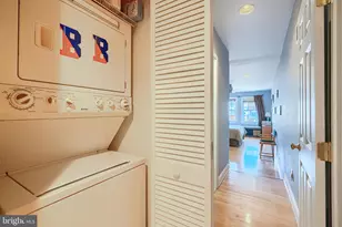 542 E Clement Street E, Baltimore, MD 21230 - Photo 17