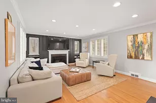 212 St Dunstans Rd, Baltimore, MD 21212 - Photo 9