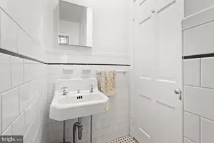 212 St Dunstans Rd, Baltimore, MD 21212 - Photo 11