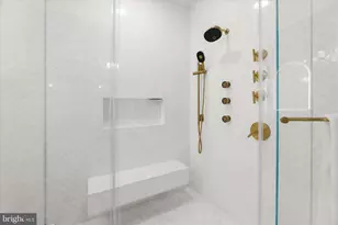 642 Ponte Villas S, Baltimore, MD 21230 - Photo 33