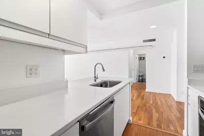 1101 Saint Paul Street #711, Baltimore, MD 21202 - Photo 15