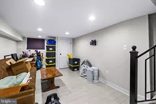 808 S Eaton St, Baltimore, MD 21224 - Photo 17