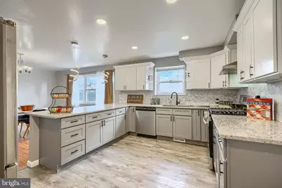 3645 Glengyle Avenue #3F, Baltimore, MD 21215 - Photo 7