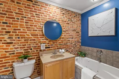 817 S Kenwood Avenue, Baltimore, MD 21224 - Photo 29