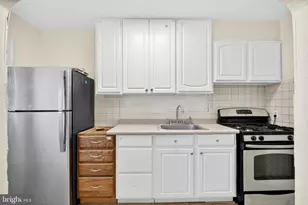 528 Sunset Rd, Baltimore, MD 21223 - Photo 3