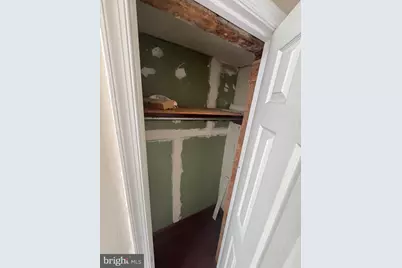 320 E Lorraine Avenue, Baltimore, MD 21218 - Photo 7