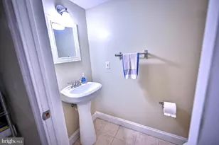 240 Wilson St, Baltimore, MD 21217 - Photo 59