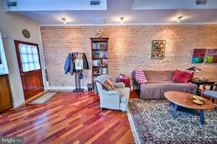 240 Wilson St, Baltimore, MD 21217 - Photo 9