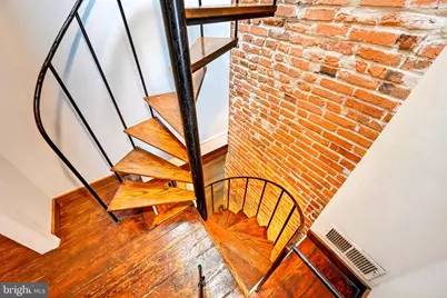 11 E Wheeling Street, Baltimore, MD 21230 - Photo 29