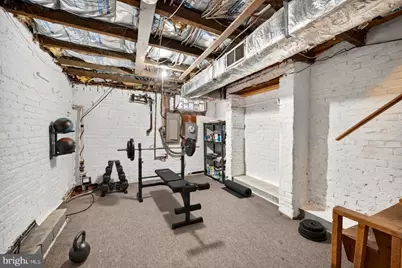 11 E Wheeling Street, Baltimore, MD 21230 - Photo 33