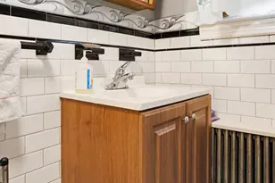 4308 Parkside Dr, Baltimore, MD 21206 - Photo 17