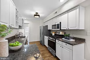 908 S Potomac St, Baltimore, MD 21224 - Photo 13