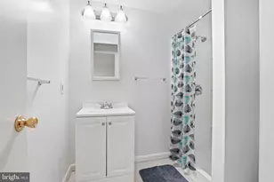 405 Nottingham Rd, Baltimore, MD 21229 - Photo 19