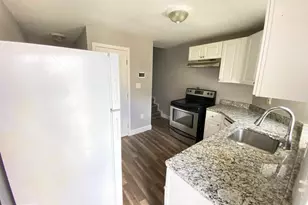 107 S Dean St, Baltimore, MD 21224 - Photo 3