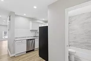 2429 Barclay St, Baltimore, MD 21218 - Photo 5