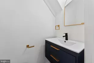 3706 Chatham Rd, Baltimore, MD 21215 - Photo 17