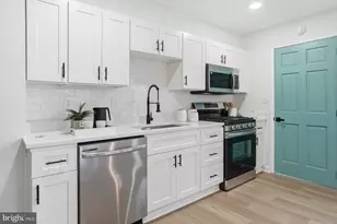 2045 Woodbourne Ave, Baltimore, MD 21239 - Photo 11